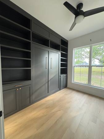 EXPERIENCED CARPENTER 1