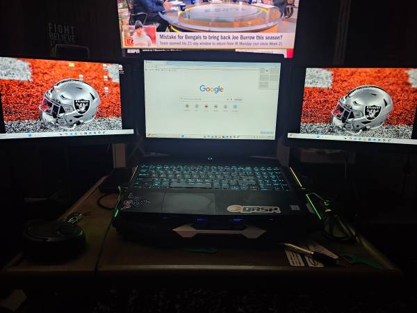 Alienware gaming PC. OBO  2 14" monitors 1