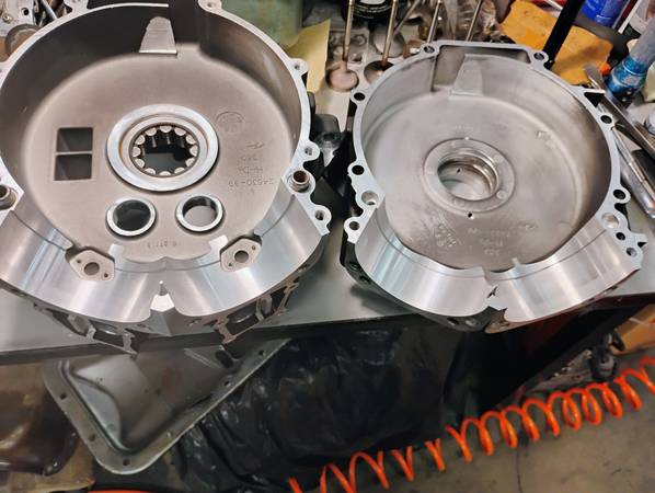 Harley Davidson HEADS CYLINDERS PISTONS CASES Maching 1