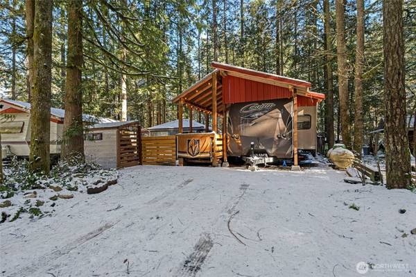 $67,500 / 3456ft2 - Serene Glen Retreat with RV & Gazebo (Deming)63509570433411121