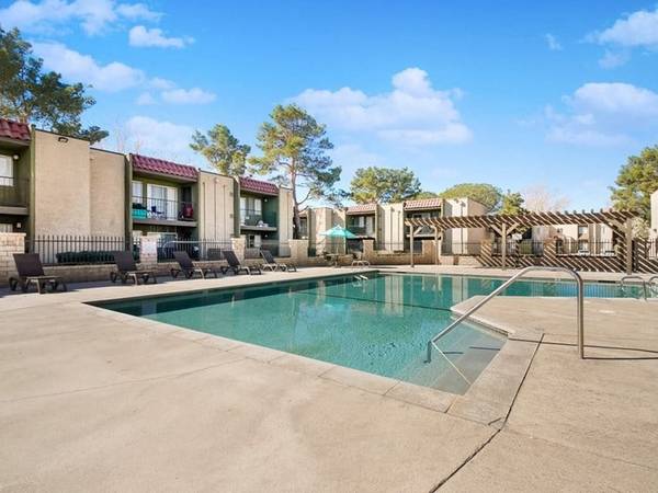 $1,959 / 2br - 872ft2 - Courtesy Patrol, Smoke Free Apartments, Picnic Area (38300 30th Street East , Palmdale, CA)64035739679362122