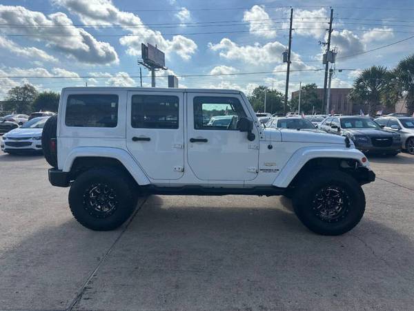 2014 Jeep Wrangler Unlimited Rubicon - In House Finance! Easy Process - $16,900 (Houston)63488046487939122
