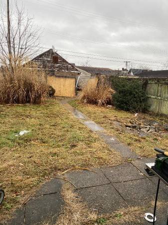 3 bedroom detached single family house 1