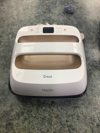 Cricut EasyPress 2 196042-1 1