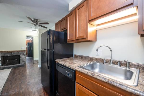 $1,598 / 2br - 850ft2 - We’ve found your next apartment, and it’s amazing! (Syracuse)63982840162179121