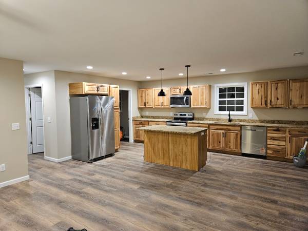 Brand new 2bed/2bath avail 3/1 1