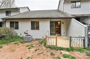 $225,000 / 2br - 992ft2 - 202 Cheyenne Court (Asheville)64029207598467122