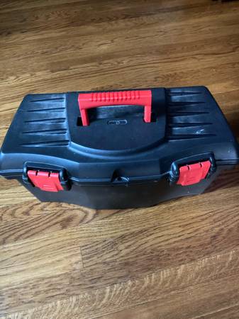 RED & BLACK TOOLBOX 1