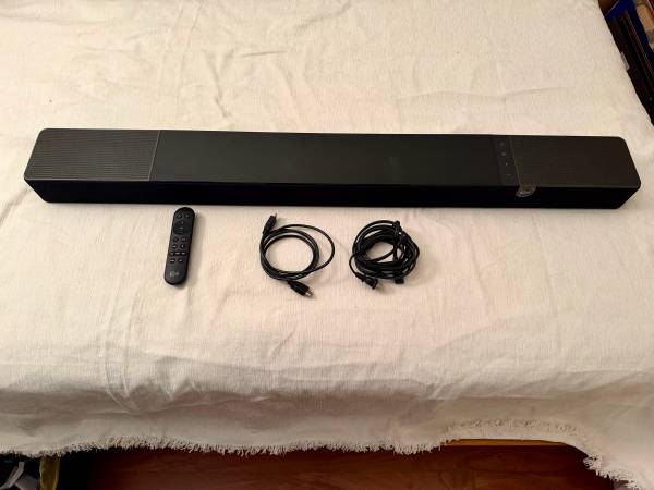 Klipsch Flexus CORE 200 3.1.2 Channel Sound Bar 1