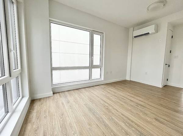 $2,699 / 1br - Absolutely Stunning True 1-Bedroom Apartment in Full-Service Luxury Bu (Flatbush)63827341326721123