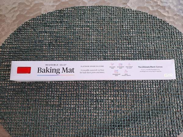 GIR (Get It Right) red 12"x17” reusable baking mat - New! 1
