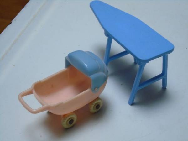 Doll  House  items  from the 1940's 1