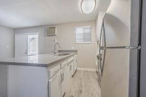 $1,750 / 1br - 542ft2 - Located in Palm Springs, 1/BD 1/BA, Dining room (South Palm Springs, CA.)63668337573505121
