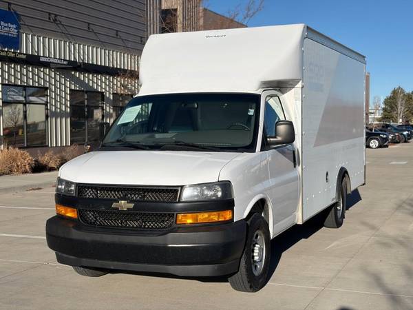 2020 Chevrolet Express Cutaway 3500 RWD 1