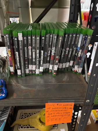 XBOX ONE SERIES X 1TB con controlador y 3 juegos - UN POCO DE ESTO, UN POCO DE AQUELLO - 199 $ (Monaca/center twp)63469950769027121