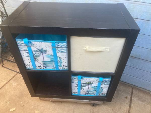 Cube shelf 1