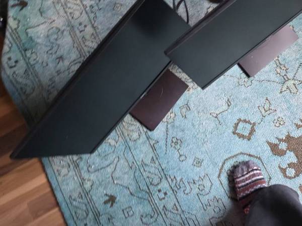 Dell monitors 20" dual 1
