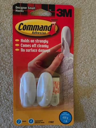 3M Command Hooks 1