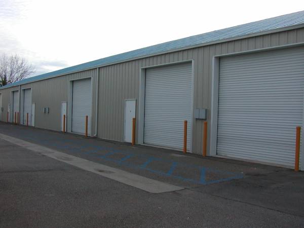 $700- Contractor Warehouse Shop/Storage Unit 1