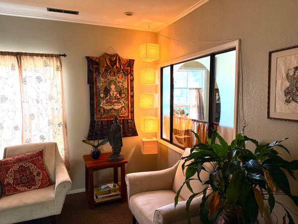 Gorgeous healing space in great location 1