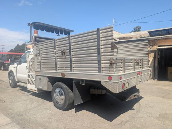 2006 Ford F350, ALUMINUM STAKEBED/DUMP - Photo 12