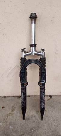 Rebound Front Fork Suspension Shocks to fit 26" Wheel 1