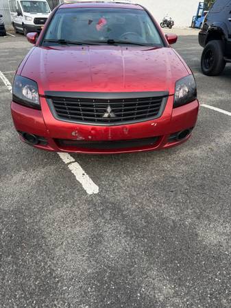 2009 Mitsubishi Galant Sport muy limpio y confiable - $4,000 (South Ozone Park)63614064334977121