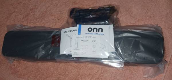 New onn soundbar (no box) 1