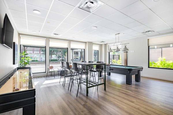 $995 / 1br - 502ft2 - Outdoor Elevated Patio, LVP and Carpeted Flooring, 24/7 Fitness Center63956500735875122