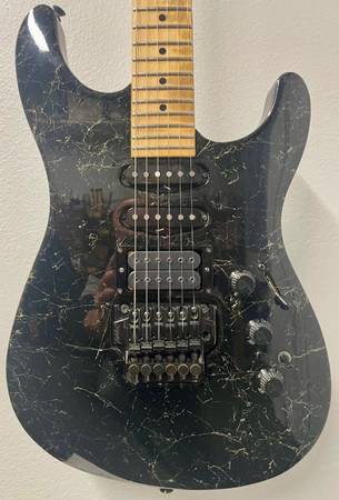 1989 Fender Stratocaster USA "the Strat" HM, RARE, Excellent Condition - $750 (san jose south)63471436191105121