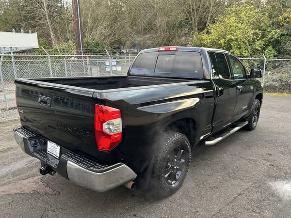 2014 Toyota Tundra Double Cab SR5 4WD 5.7L V8 --Clean title-- - $24,995 (kirkland)63613934778627124