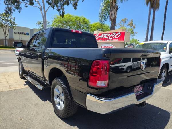 2020 RAM 1500 CLASSIC CREW CAB TRADESMAN PICKUP 4D 5 1/2 FT - $22,88863470056868483124