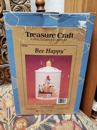 Treasure Craft Cookie Jar - Vintage NIB 1