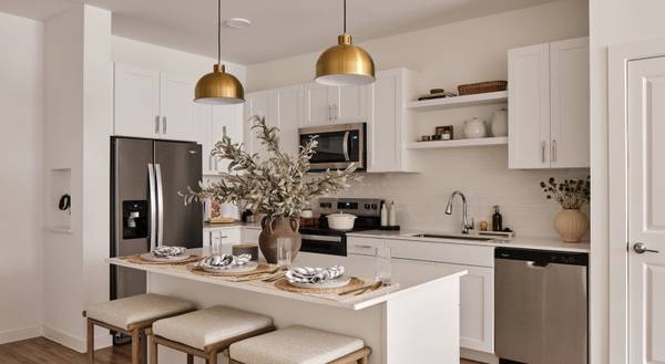 10 WEEKS FREE + $2500 GIFT CARD 1