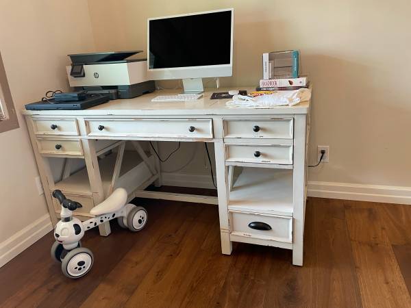 unique solid wood desk 1