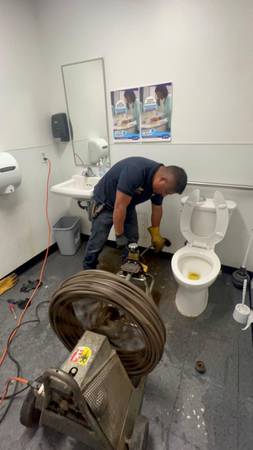 Rooter Drain Snake $70 🐍🛠 Plumbing Services ✔️ Hydro Jetting 🛠 Sewe 1