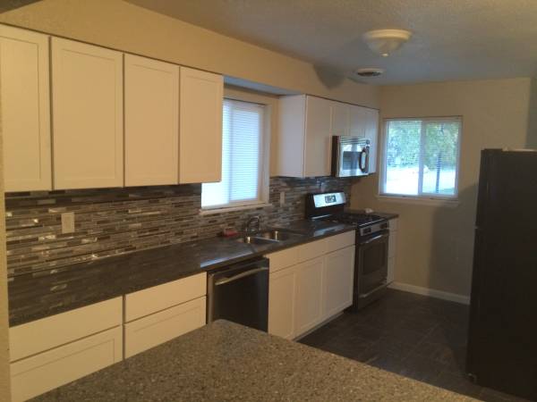 $2,895 / 5br - 1804ft2 - 5 Bedroom/2 Bath (DU)63849271302657121