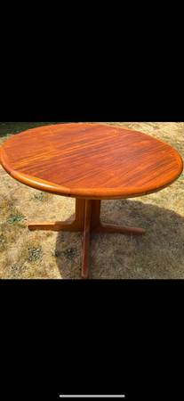 Danish teak D-Scan extendable dining table - $700 (Bellingham)63435755095297124