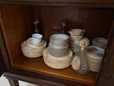 Edwin M Knowles 22k fine china 1