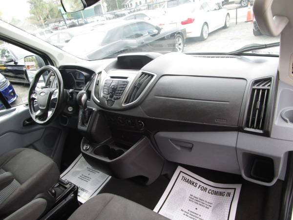 2017 Ford Transit 350 Wagon - Photo 10