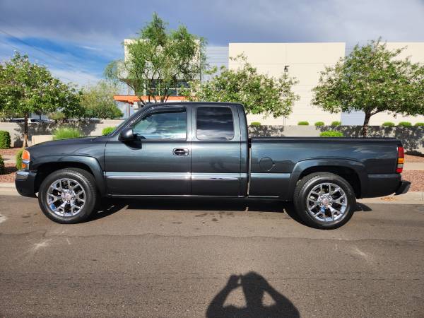 2004 GMC Sierra 4WD SLT, pocos kilómetros, 4 puertas - $13,500 (Phoenix norte)63470414630659123