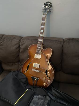 Guitarra eléctrica Ibanez Artcore de cuerpo hueco - $450 (FILADELFIA)63471098760449121