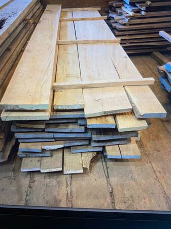 Red oak rough cut lumber 1