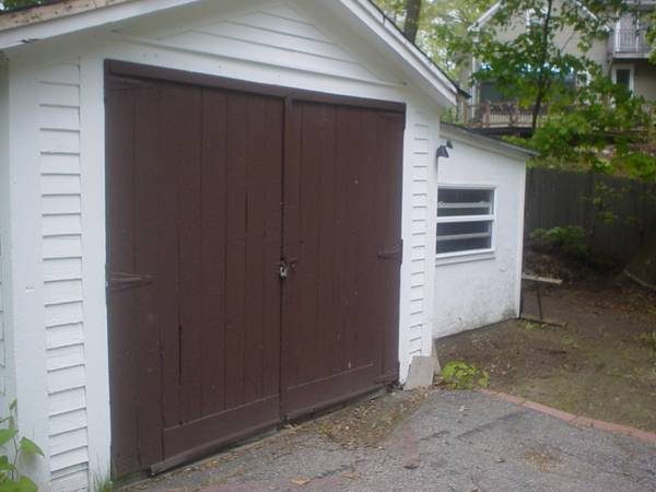$48 / 170ft2 - Motorcycle Storage10'x17'Garage, intown,Concord NH $48. per motorcycle (Concord N.H.)63931658337283120
