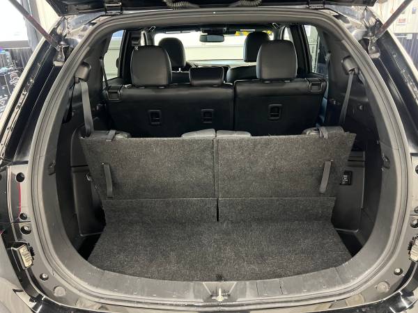 2020 Mitsubishi Outlander SE 3rd - Photo 13