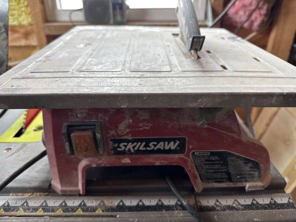 SKIL 7” Wet Tile Saw 1