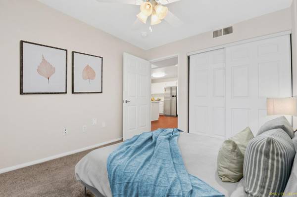 ☃️1 Bedroom in Placentia, Pool, Section 8 Accepted, Senior Living☃️ 1