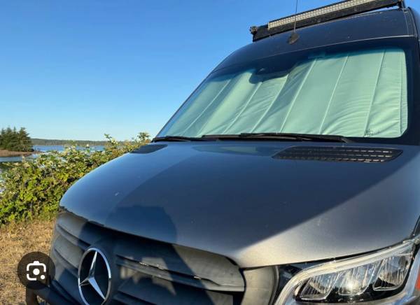 VanMade Gear Front Windshield Cover – Sprinter Van – Excellent Condition 1