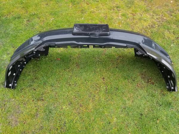 Conjunto del paragolpes delantero Jeep Cherokee Trailhawk - $1.000 (Auburn)63470089829891123
