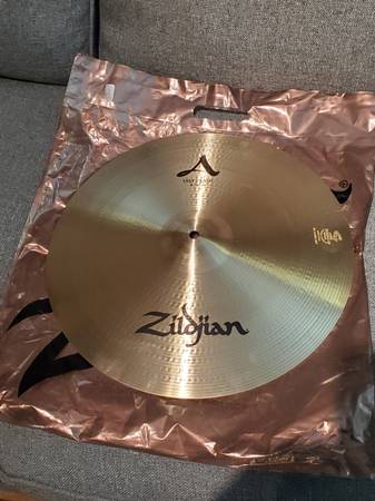 Zildjian 16" A Fast Crash Cymbal 1